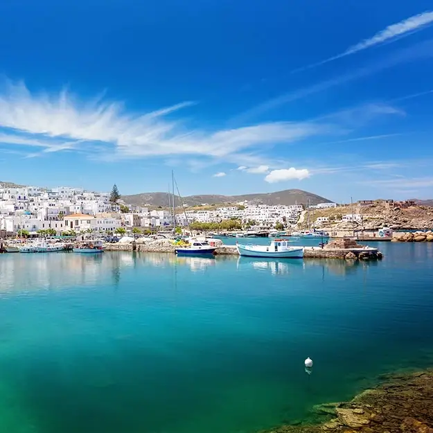 Catamaran Paros