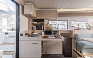 Lagoon 55 7