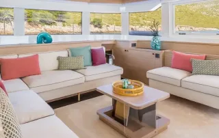 Lagoon 60 12