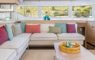 Lagoon 60 13