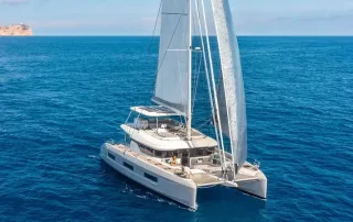 Lagoon 60 7