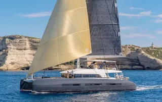 Lagoon Seveny 7 11