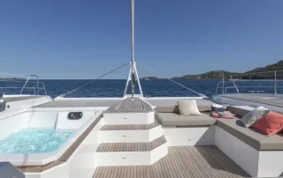 Alegria 67 Fountaine Pajot 20